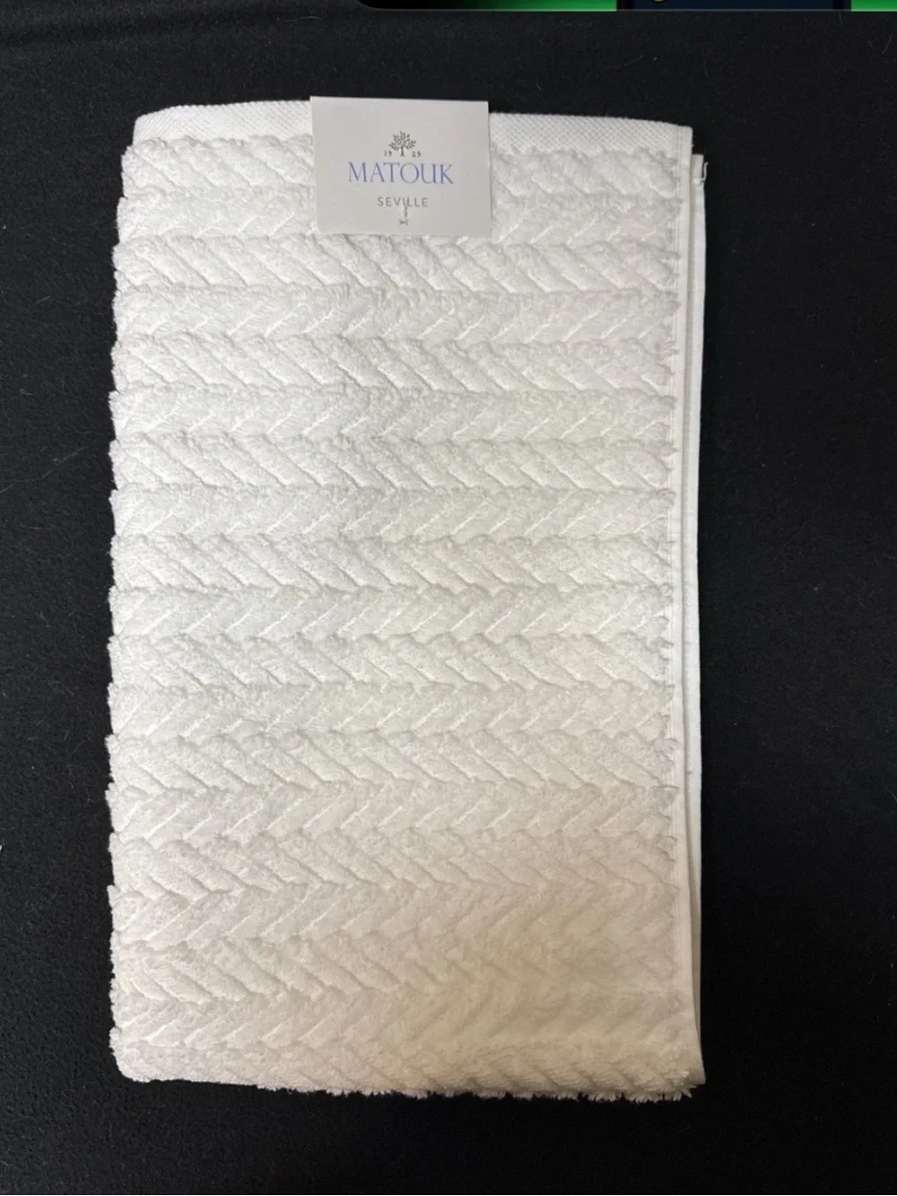 Matouk Seville 4 Pck Hand Towels 20x32 White Loose Braid Pattern 100% Cotton NWT